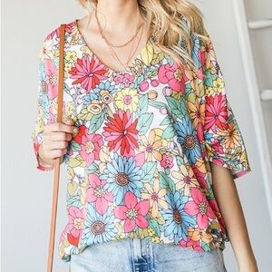 🌿5/$25 First Love by Lovelyn Groovy Doleman Top